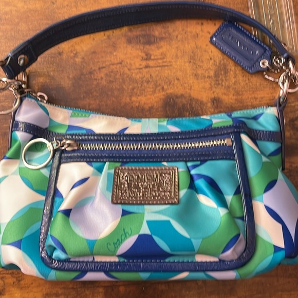 Coach M0968-14736 Poppy Scarf Print Shoulder Bag *Please read description!* - Picture 6 of 12